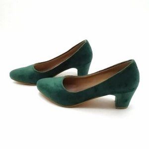 Green Velvet 2.5 inch Heels (Women's Size 8.5)